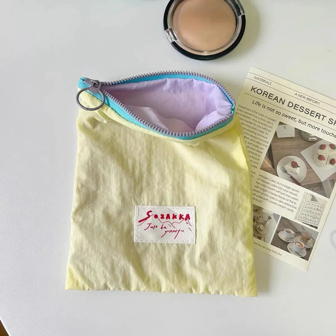 Simple Black Canvas Cosmetic Clutch Bag Large Makeup Organizer Bags Korean Cosmetic Pouch Women Cute Toiletry Beauty Case