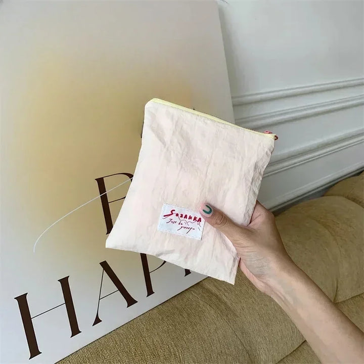 Simple Black Canvas Cosmetic Clutch Bag Large Makeup Organizer Bags Korean Cosmetic Pouch Women Cute Toiletry Beauty Case
