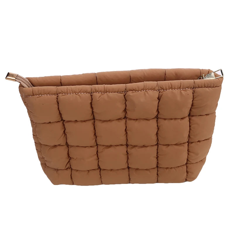 Trousse de Maquillage Matelassée – Grand Format Style Clutch