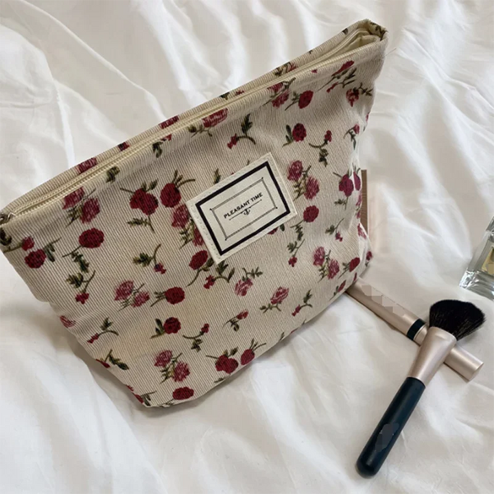 Trousse de Maquillage Brodée – Velours Côtelé Style Coréen